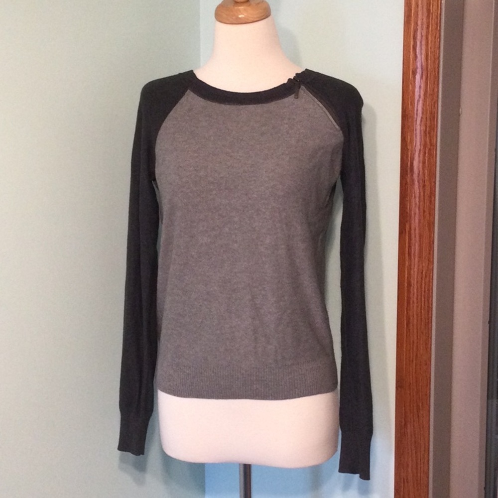 DKNY Sweater Two Tone Grey​